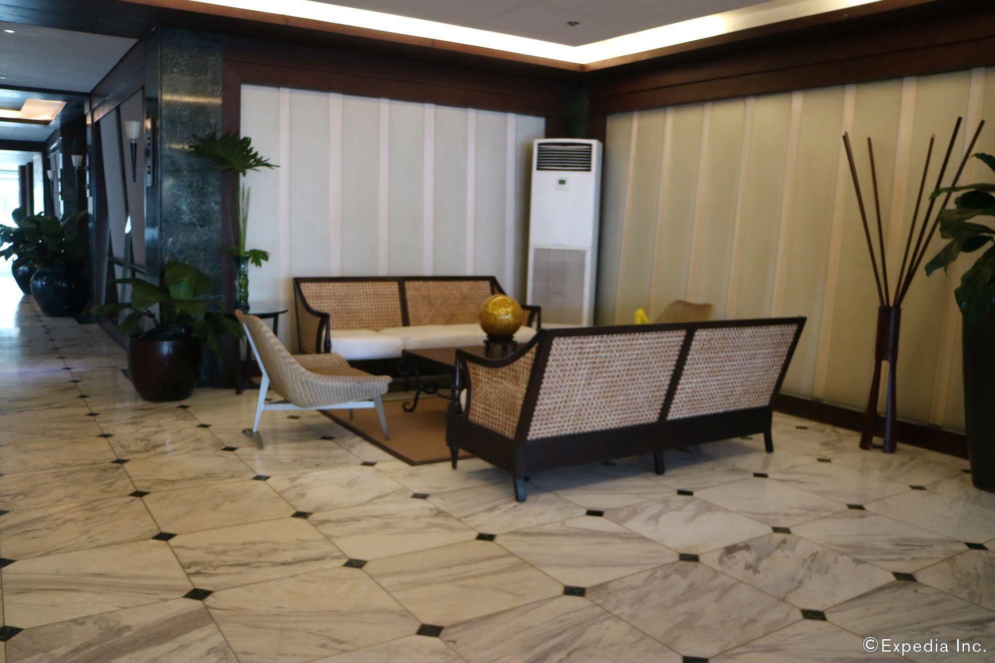 Sugarland Hotel Баколод Экстерьер фото